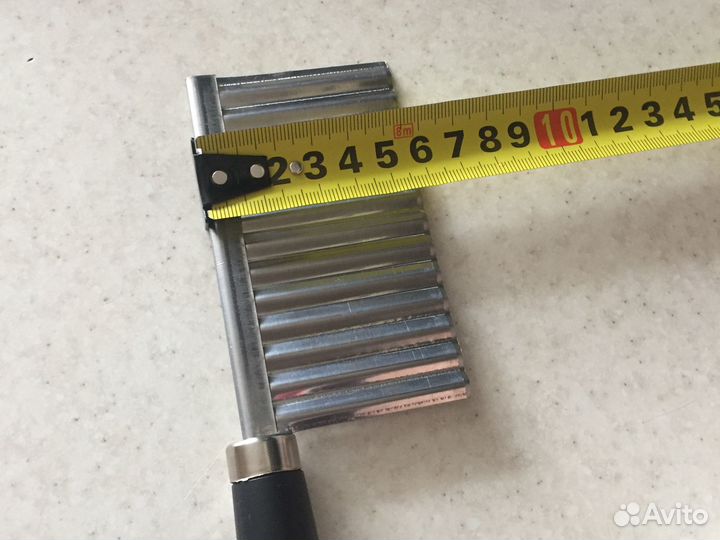 Нож для фигурной нарезки продуктов новый