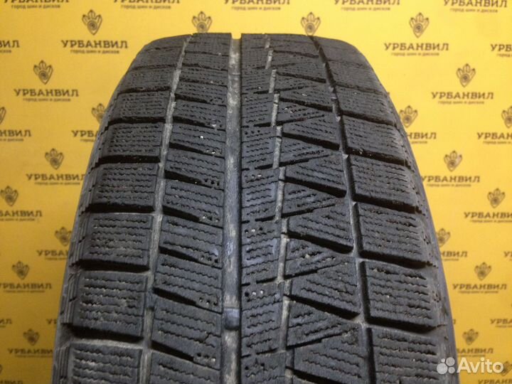 Bridgestone Blizzak Revo GZ 215/60 R16