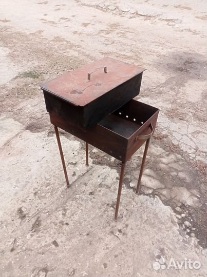 Мангал с коптильней