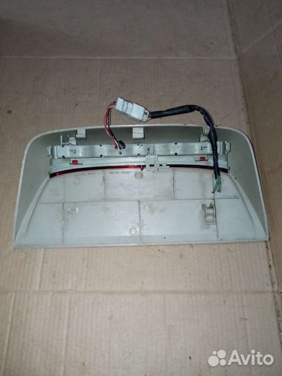 Toyota Land Cruiser 100 диодный стоп повторитель