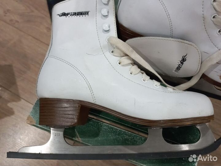 Коньки фигурные 38 размер