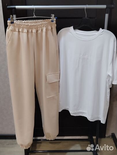 Спортивный костюм женский