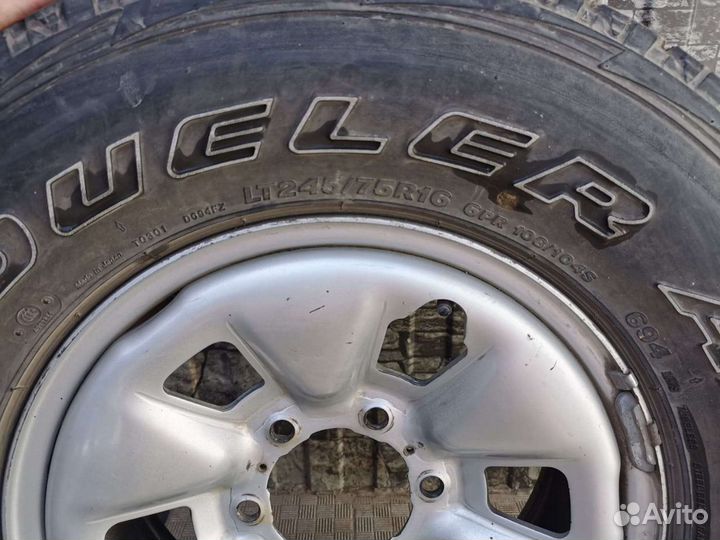 Bridgestone Dueler A/T 245/70 R16
