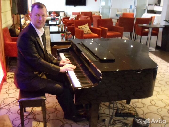 Пианист по вызову