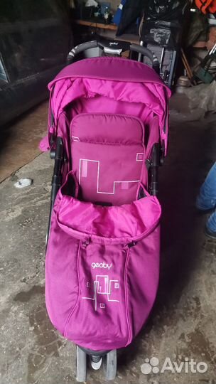 Прогулочная коляска