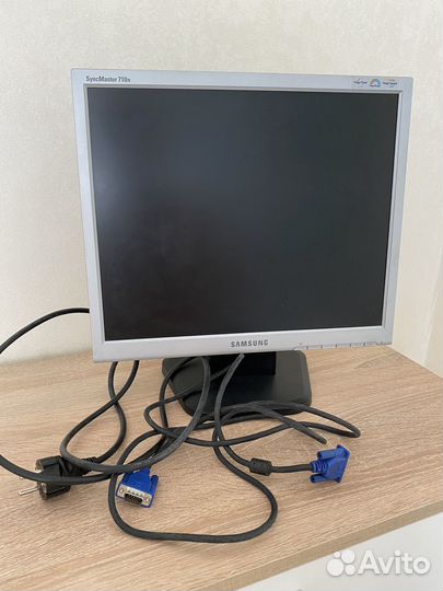 Монитор Samsung syncmaster 710n