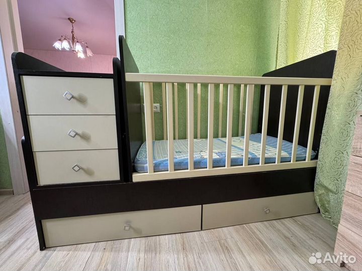 Продам детскую кроватку трансформер