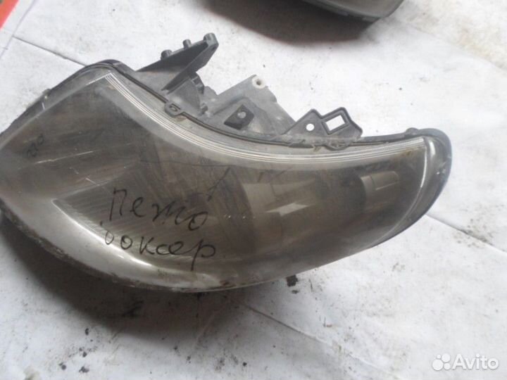 Фара левая Peugeot Boxer 2006