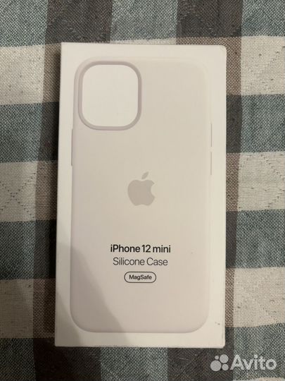 Чехлы на iPhone 12 mini