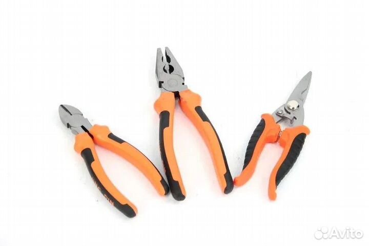 Набор инструментов 142 предмета в защитном кейсе