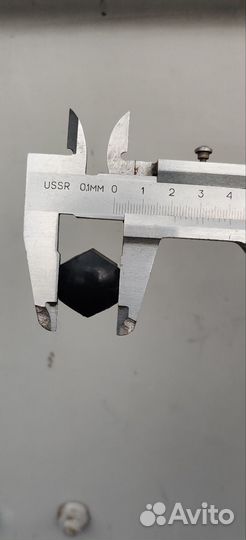 Колпачки на колесные гайки