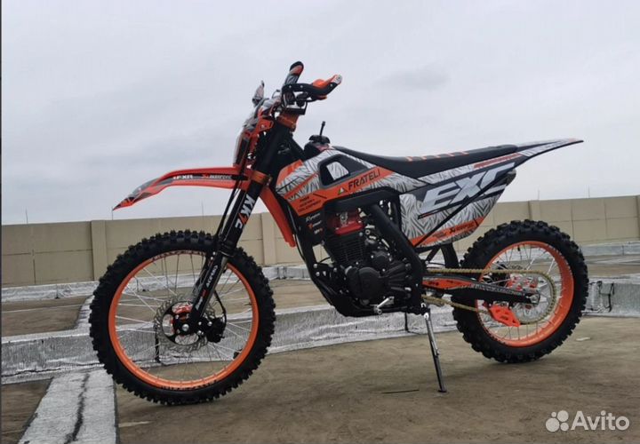 Кроссовый мотоцикл frateli EXC CB300RL KKE