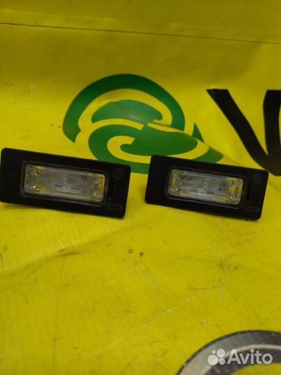 Подсветка номерного знака задняя Audi A4 седан 2.0