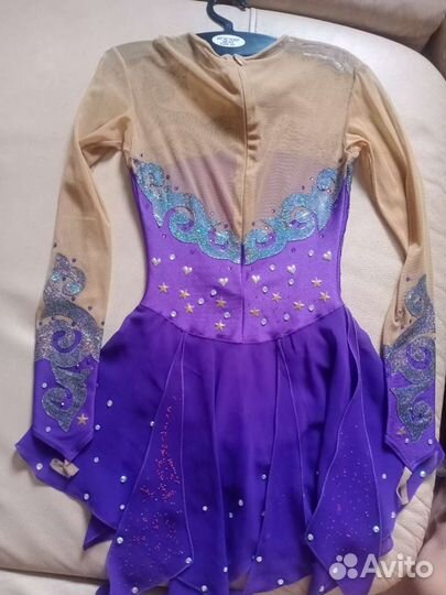 Продаю платье для выступлений 128