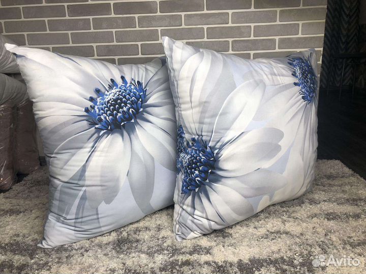 Подушки 70/70 новые