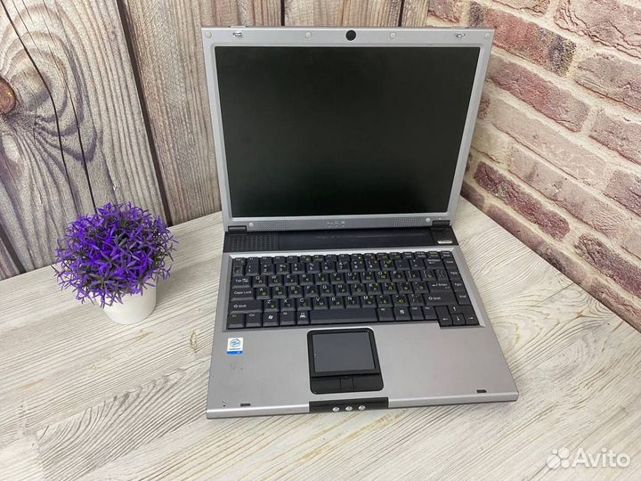 Ноутбук Tsinghua Tongfang F5600S