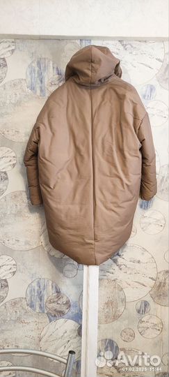 Продаю женский пуховик