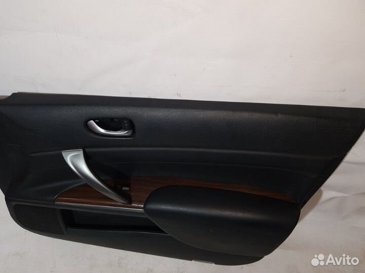 Обшивка двери передняя правая Nissan Teana J32