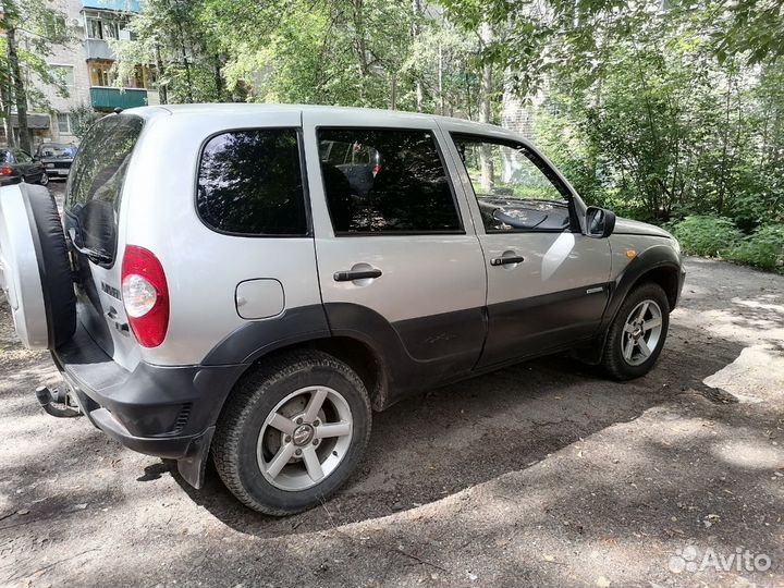 Chevrolet Niva 1.7 МТ, 2011, 150 000 км