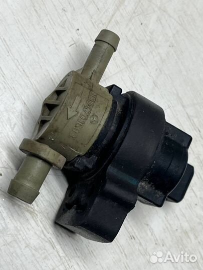 Клаппан бензобака бака 0004701693 Mercedes