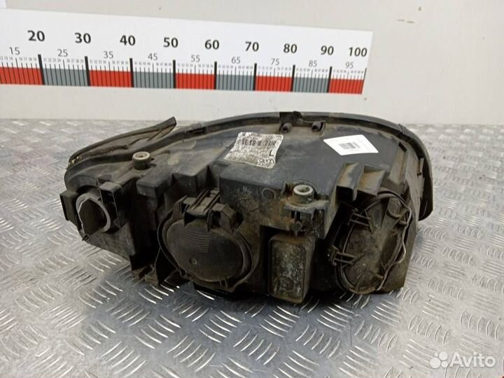 Фара правая Audi A4 B7 2005 8E0941003AK