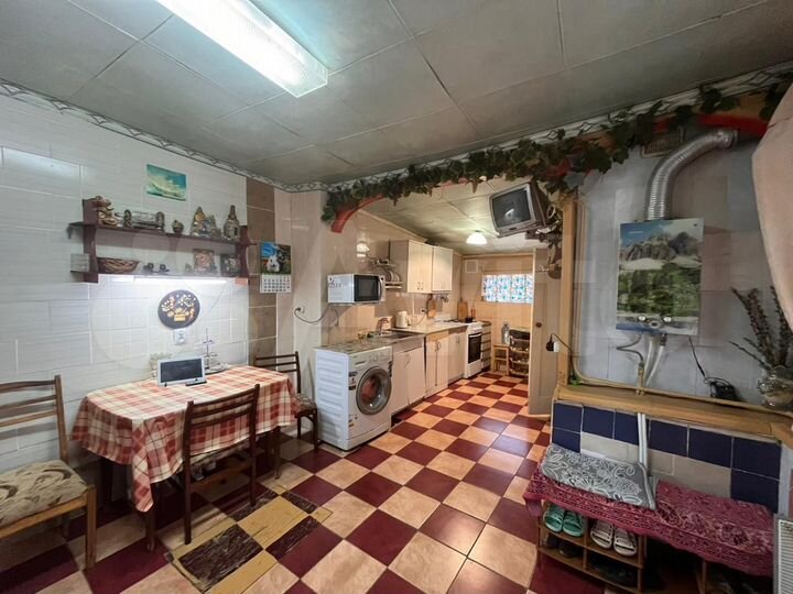 2-к. квартира, 37 м², 1/1 эт.