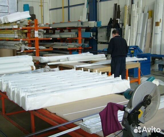 Рольставни на двери