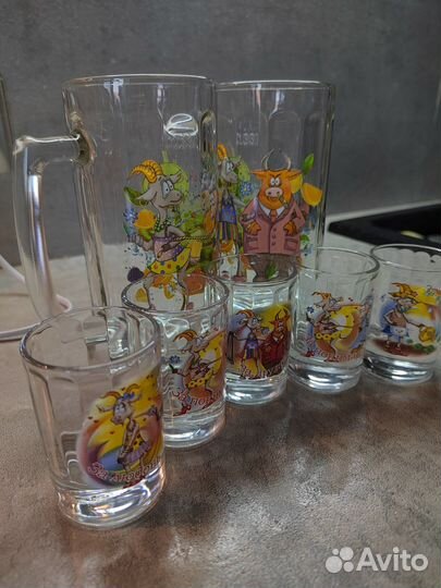 Пивные бокалы и стопки