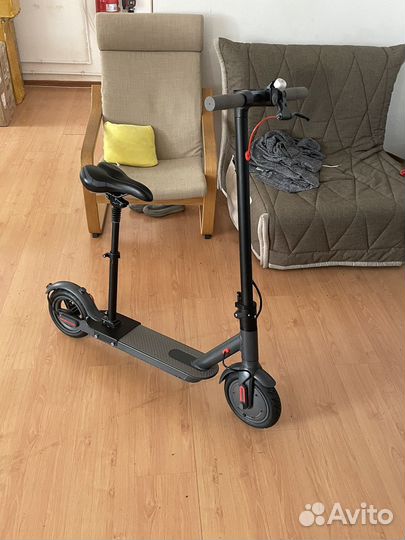 Электросамокат с сиденьем
