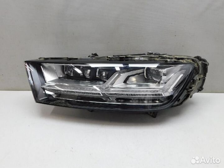 Фара левая Audi Q7/SQ7