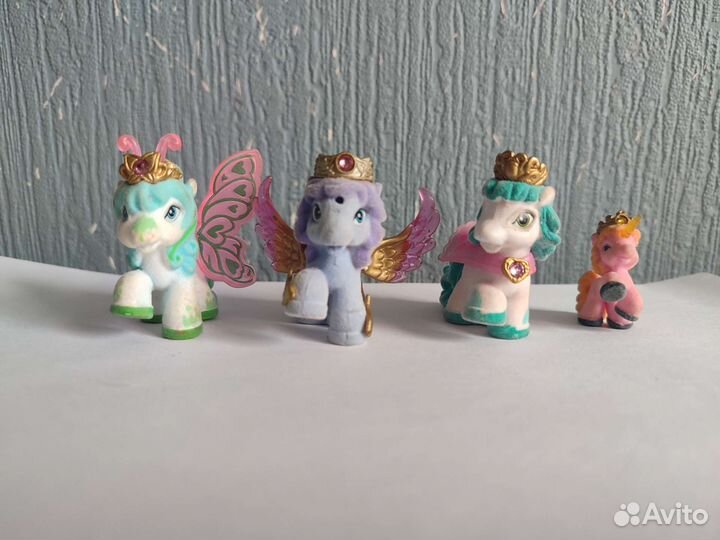 Коллекционные фигурки пони
