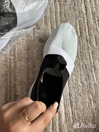 Слипоны женские, кроссовки, кеды