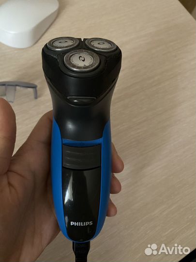 Электробритва philips