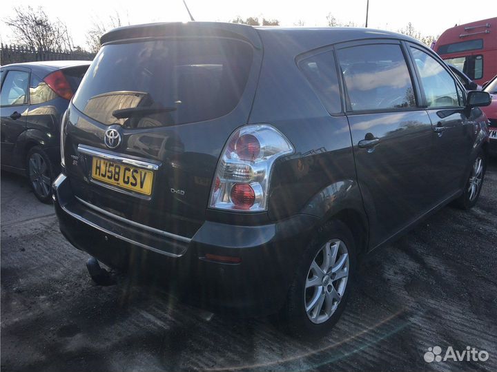 Разбор на запчасти Toyota Corolla Verso