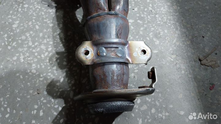 Коллектор выпускной 2TR-FE G8 toyota Hilux (2015- 2020)