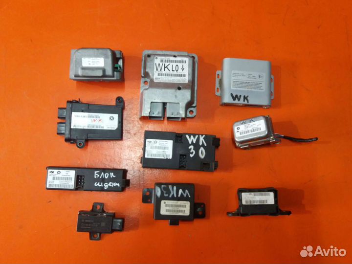 Блок управления jeep grand Cherokee WK