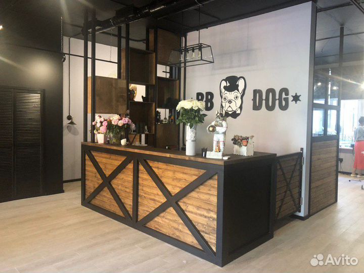 Ресепшен лофт, стойка администратора