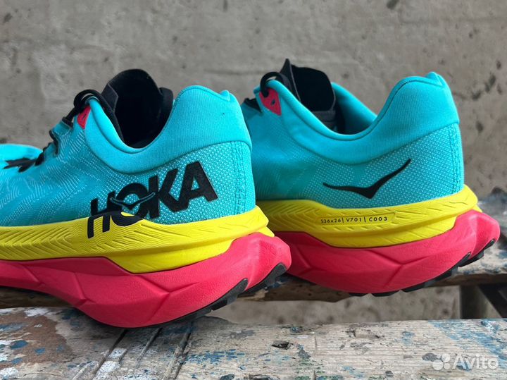 Беговые кроссовки Hoka One One Tecton X