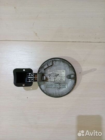 Лючок бензобака на опель астра G 1.6 2002г