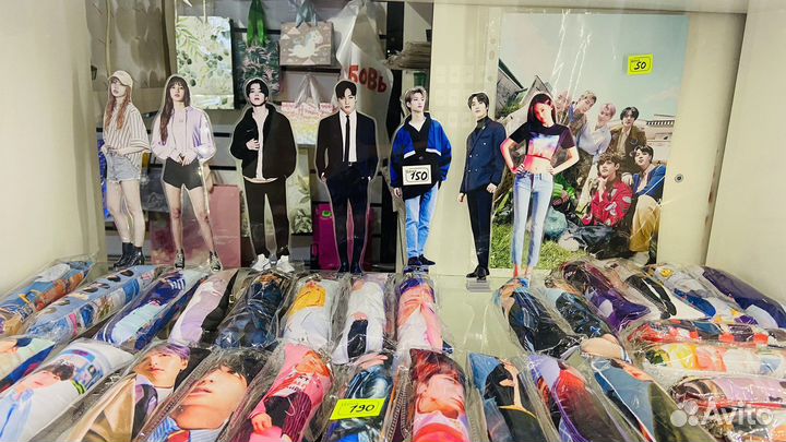 Статуэтка kpop