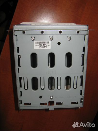 Корзина для SAS SATA жестких дисков HP ML310 G5
