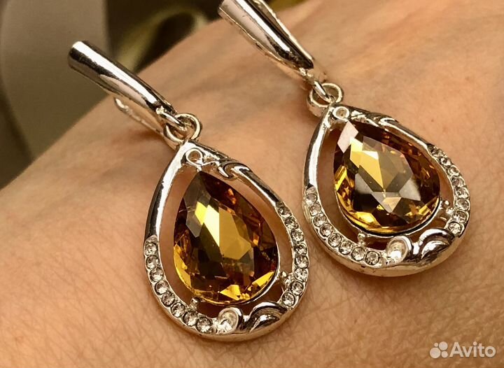 Серьги с коньячными кристаллами