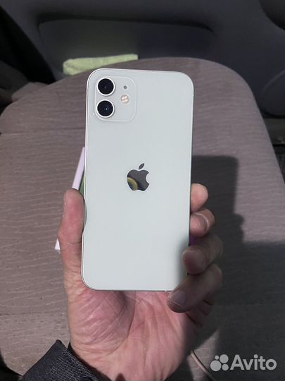 iPhone 12, 64 ГБ