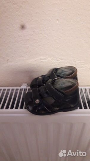 Сандали кожанные Toto flex