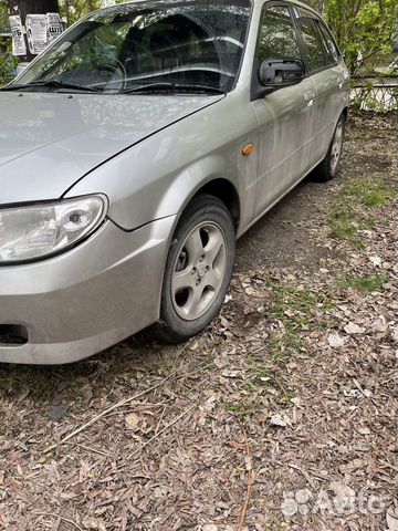 Mazda Familia 1.3 AT, 2001, 250 000 км