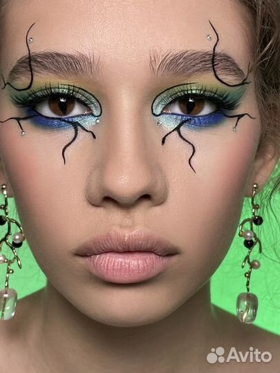 Визажист, стилист по укладкам