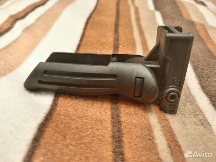 Тактическая рукоять, складная