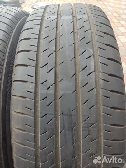 Bridgestone Dueler H/L 33 225/60 R18