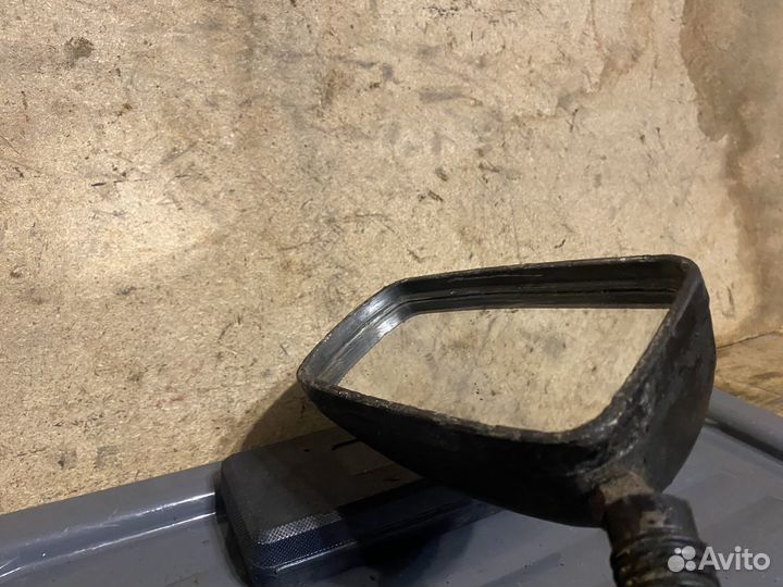 Мотозеркало левое
