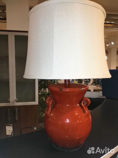 Лампа настольная,прикроватная